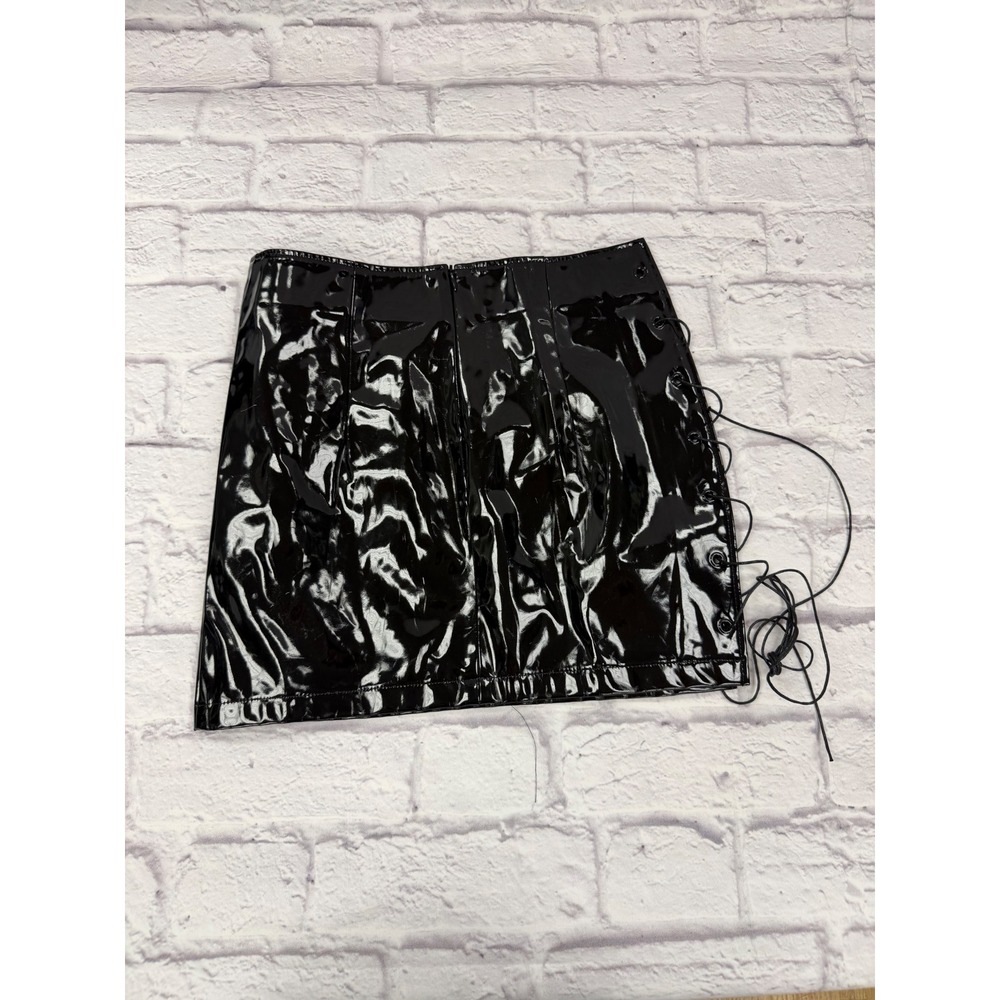 Danielle Guizio Devoiler Black Vinyl Patent Mini Skirt Lace Up Side Sexy Sz M - Picture 6 of 11